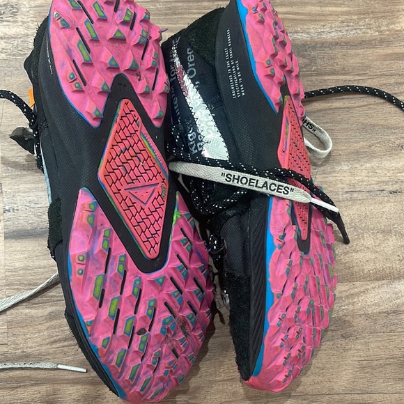 Off white nike sneakers, used size 8 women’s - Picture 5 of 5